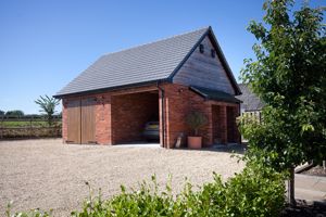 Car Barn / Garage - click for photo gallery